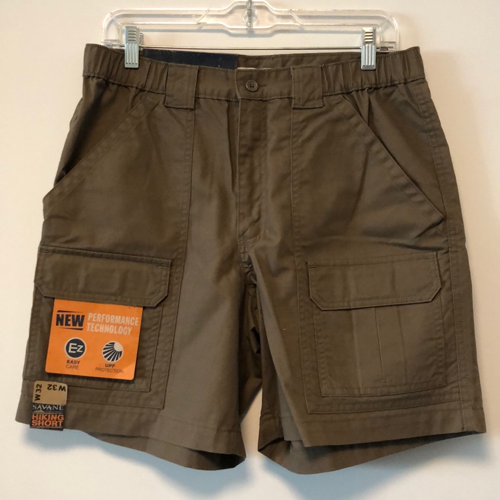 HIKING SHORTS